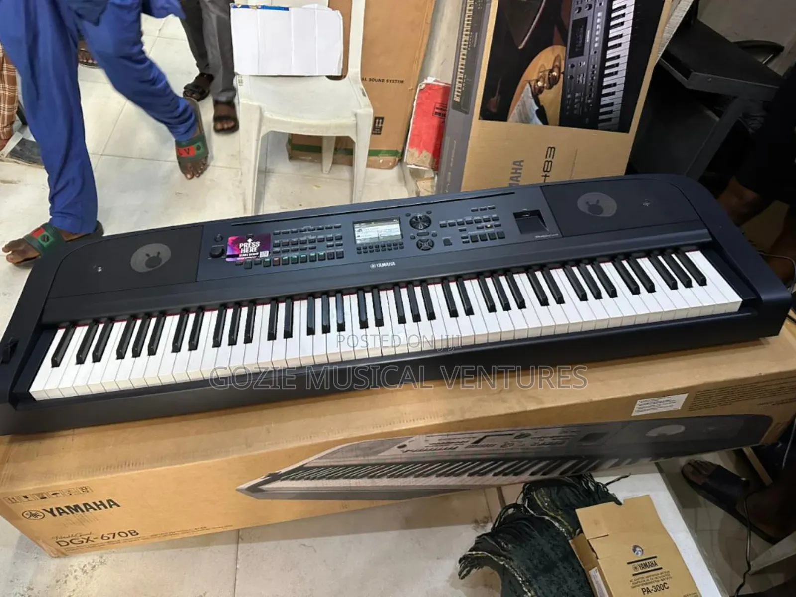 Complete 88 Key's Yamaha Keyboard DGX 670b