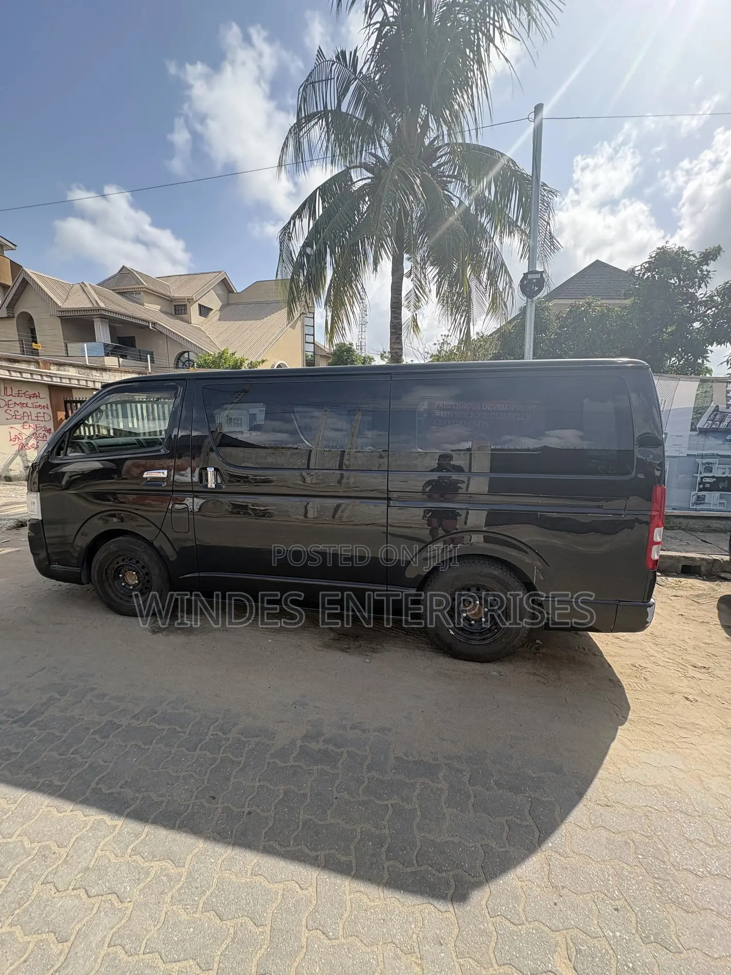 Toyota HiAce 2009 Black