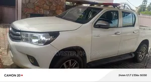 Toyota Hilux Revo Double Cab Deisel 2.8 AWD 2020 White