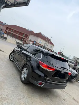 Toyota Highlander Limited 4x4 V6 (3.5L 6cyl 8A) 2017 Black