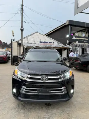 Toyota Highlander Limited 4x4 V6 (3.5L 6cyl 8A) 2017 Black
