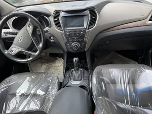 Hyundai Santa Fe Limited FWD 2017 Gray