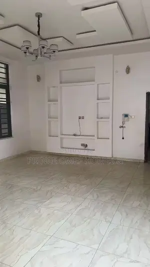 4bdrm Duplex in Unity Homes, Thomas Estate for sale