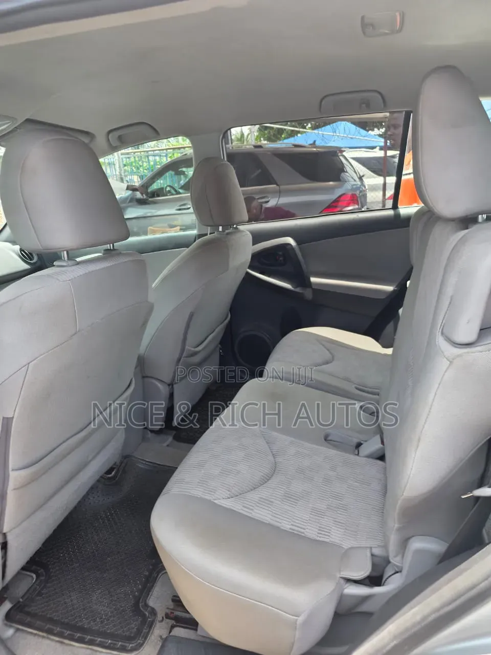 Toyota RAV4 2013 Silver