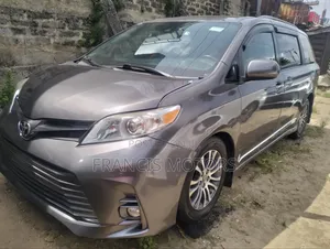 Toyota Sienna 2020 Gray