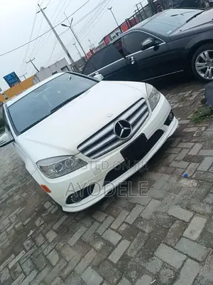 Mercedes-Benz C300 2010 White