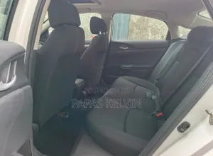 Honda Civic EX-L Sedan 2019 White