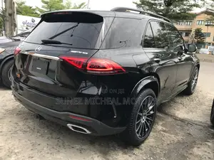 Mercedes-Benz GLE-Class 2022 Black