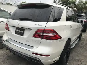 Mercedes-Benz M Class 2015 White
