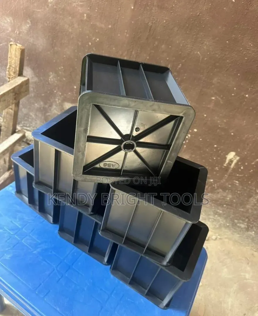 Plastic Cube Mold