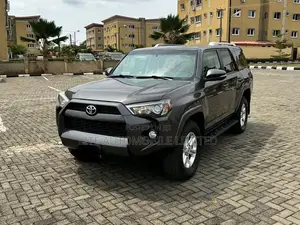 Toyota 4-Runner SR5 Premium 4dr SUV 4WD (4.0L 6cyl 5A) 2015 Gray