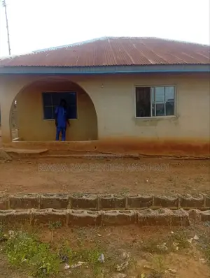 3bdrm Bungalow in Barracks Moniya for sale