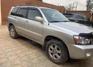 Toyota Highlander V6 2007 Gold