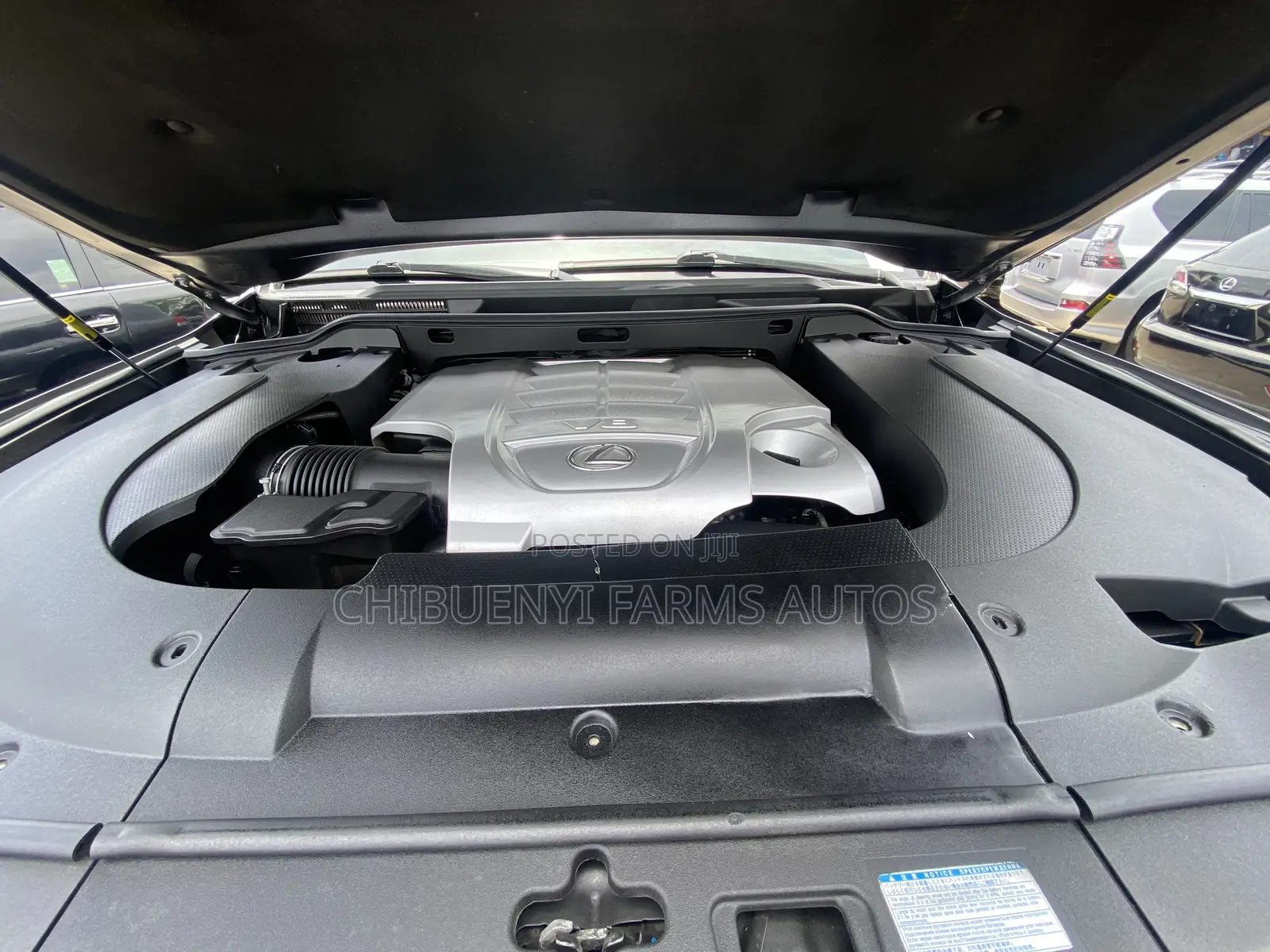 Lexus LX 570 AWD 2015 Gray