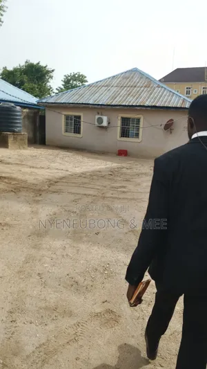 2bdrm Bungalow in Karu for sale