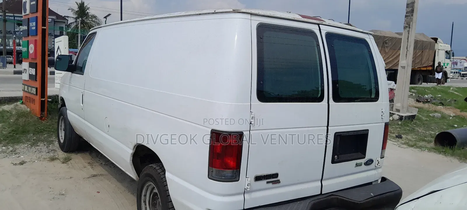 Ford E350 2012 White