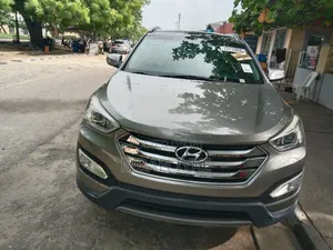 Hyundai Santa Fe SE AWD 2016 Brown