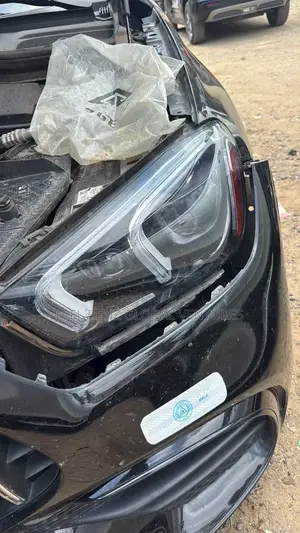 Gle350 2022 Passed Side Headlight