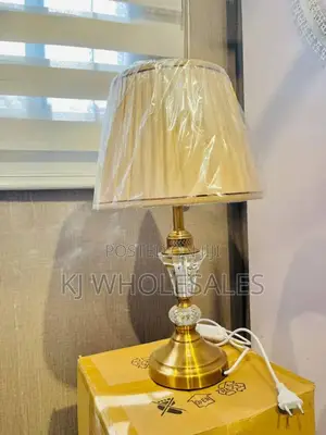 Crystal Base Table Lamp