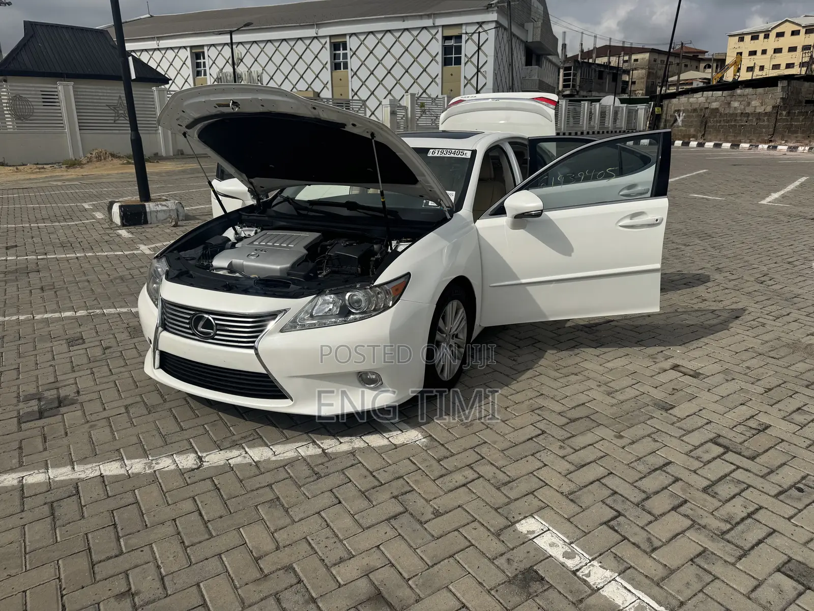 Lexus ES 2013 White