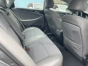 Hyundai Sonata SE 4dr Sedan (2.0L 4cyl Turbo 6A) 2014 Gray