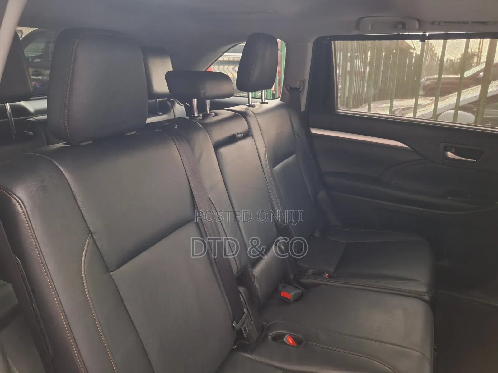 Toyota Highlander XLE 4x4 V6 (3.5L 6cyl 8A) 2018 White