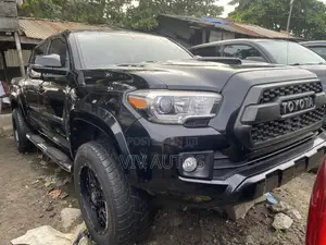 Toyota Tacoma TRD Off Road Double Cab 6' Bed V6 AT 2023 Black