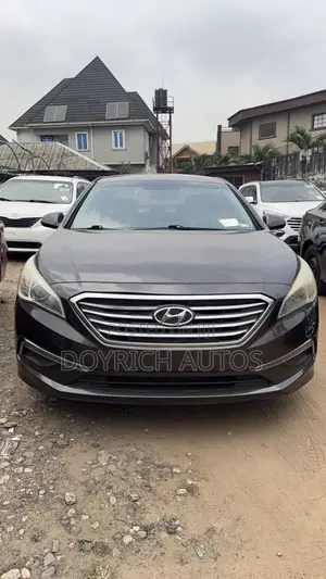 Hyundai Sonata Sport 4dr Sedan (2.4L 4cyl 6A) 2015 Brown