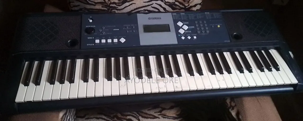 Yamaha Ypt-230 Keyboard