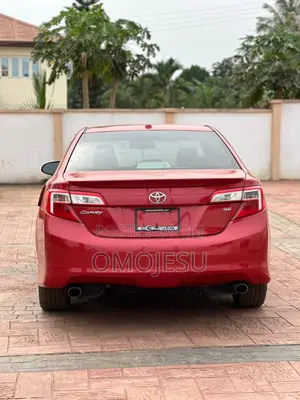 Toyota Camry SE V6 4dr Sedan (3.5L 6cyl 6A) 2012 Red