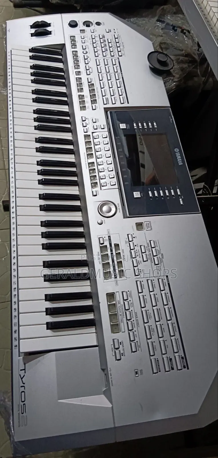 Uk Used Tyros2 Synth Keyboard