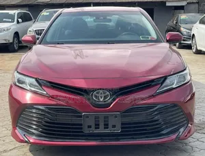 Toyota Camry LE FWD (2.5L 4cyl 8AM) 2018 Burgundy