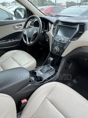 Hyundai Santa Fe 2017 Gray