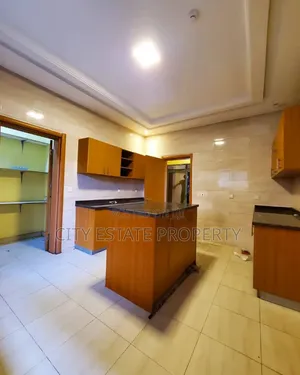 4bdrm Duplex in City Estate, Trans Amadi for rent