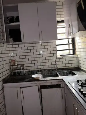 4bdrm Block of Flats in Amagba, Benin City for sale