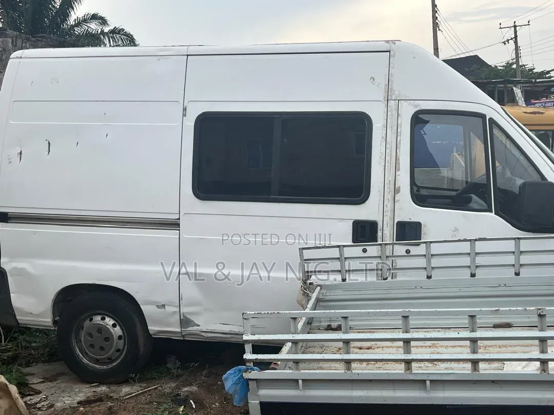 Peugeot Boxer 2006 White