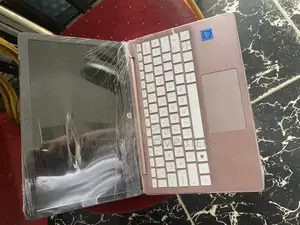 New Laptop HP 4GB Intel SSD 128GB