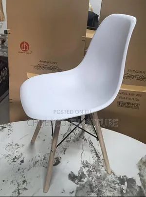 Wooden Restaurant Plastic Chairs