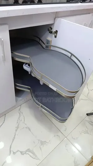 Pull Out Pot Rack