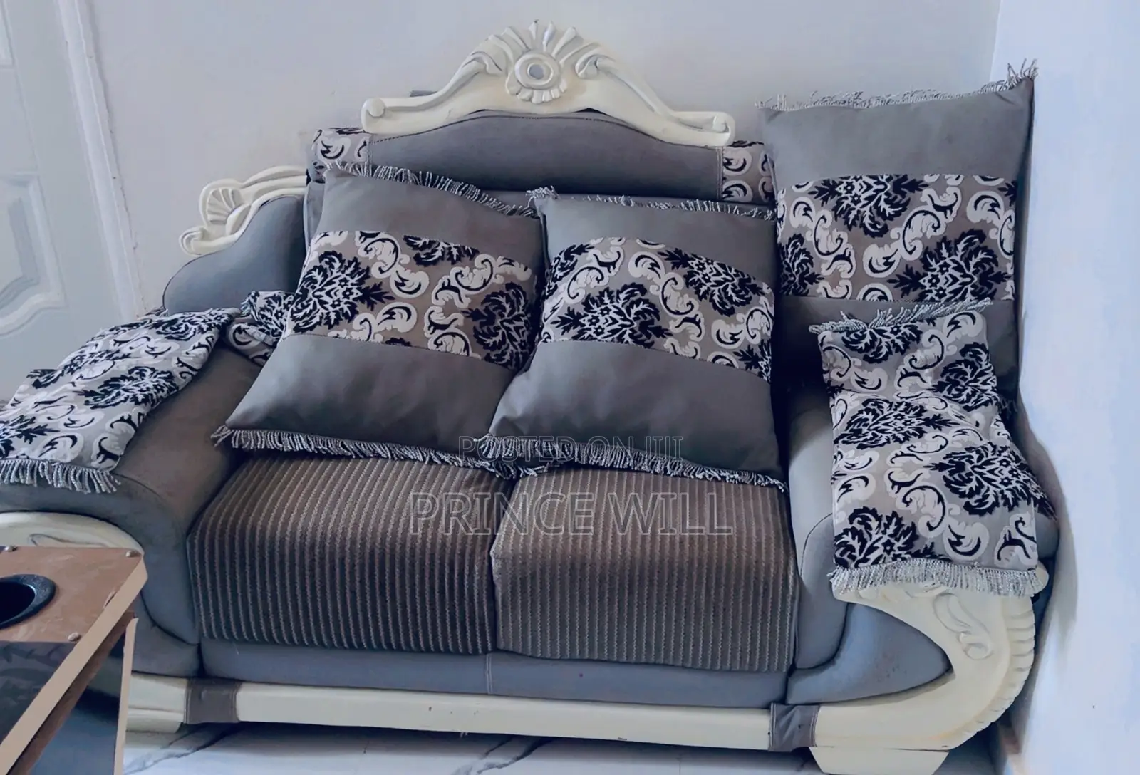 Clean Semi Royal Sofa
