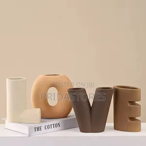 Nordic Creative Art Love Letter Stripe Ceramic Vase