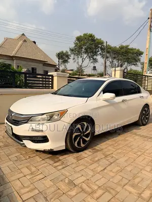 Honda Accord 2017 White