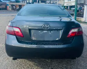 Toyota Camry XLE V6 4dr Sedan (3.5L 6cyl 6AM) 2008 Gray