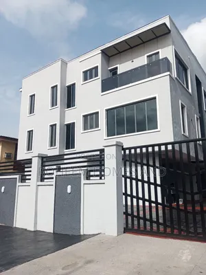 4bdrm Duplex in Estate, Ogba GRA for sale