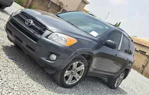 Toyota RAV4 2012 Gray