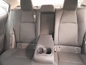 Toyota Corolla LE 2020 Silver