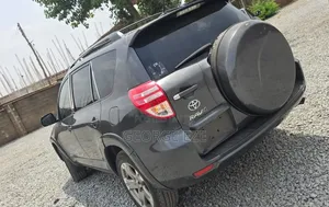 Toyota RAV4 2012 Gray