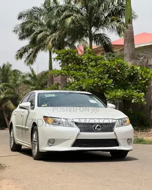 Lexus ES 350 FWD 2014 White