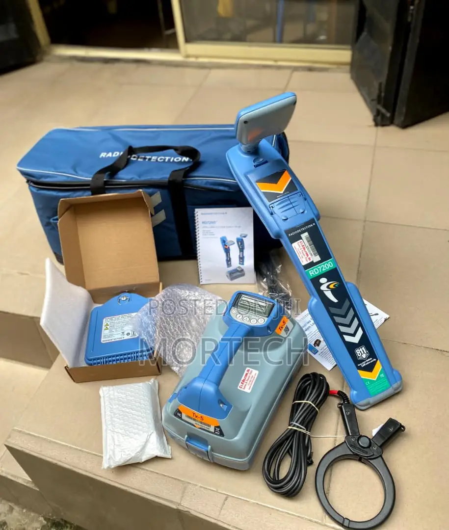 Rd7100 Cable and Pipe Locator