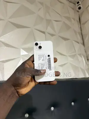 Apple iPhone 13 128 GB White